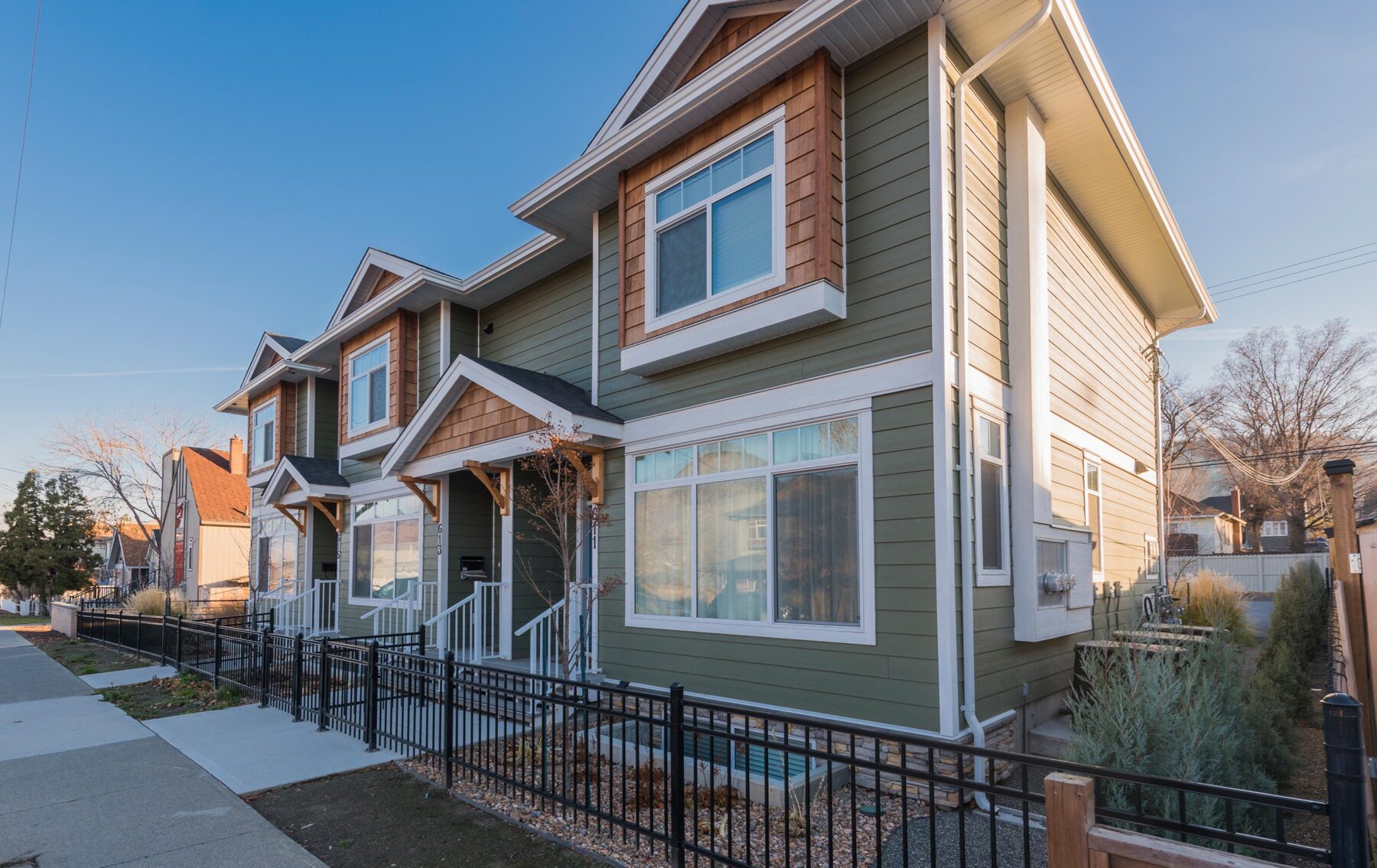 Battle Street Triplex